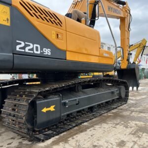 Used HYUNDAY 220-9S excavator