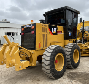 used Cat 140h grader