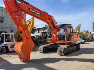 used doosan dx225lc