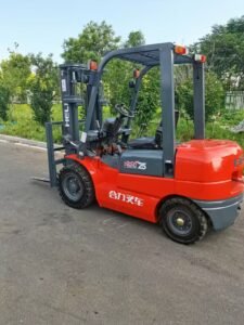Used Heli 25 forklift