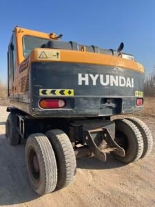 Used HYUNDAI 150W-7