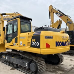 used komatsu pc200 excavator