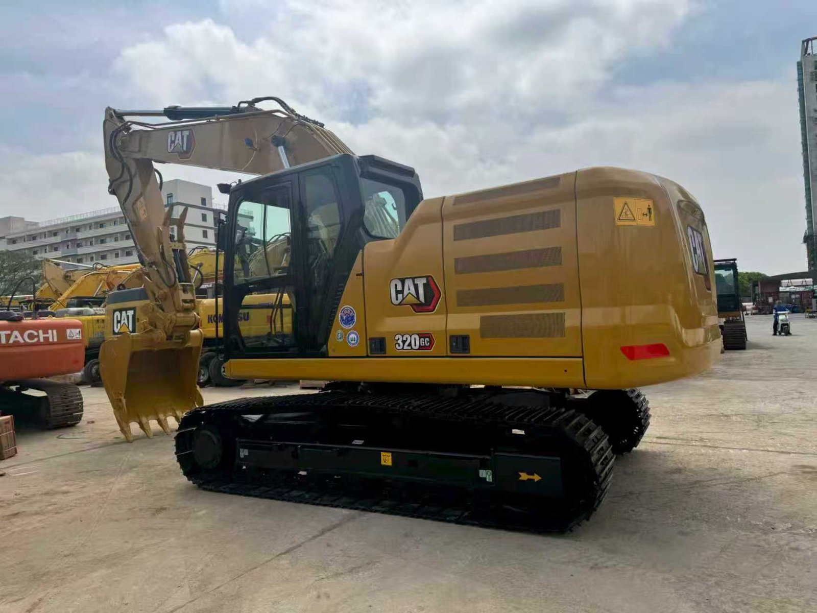 CAT 320GC