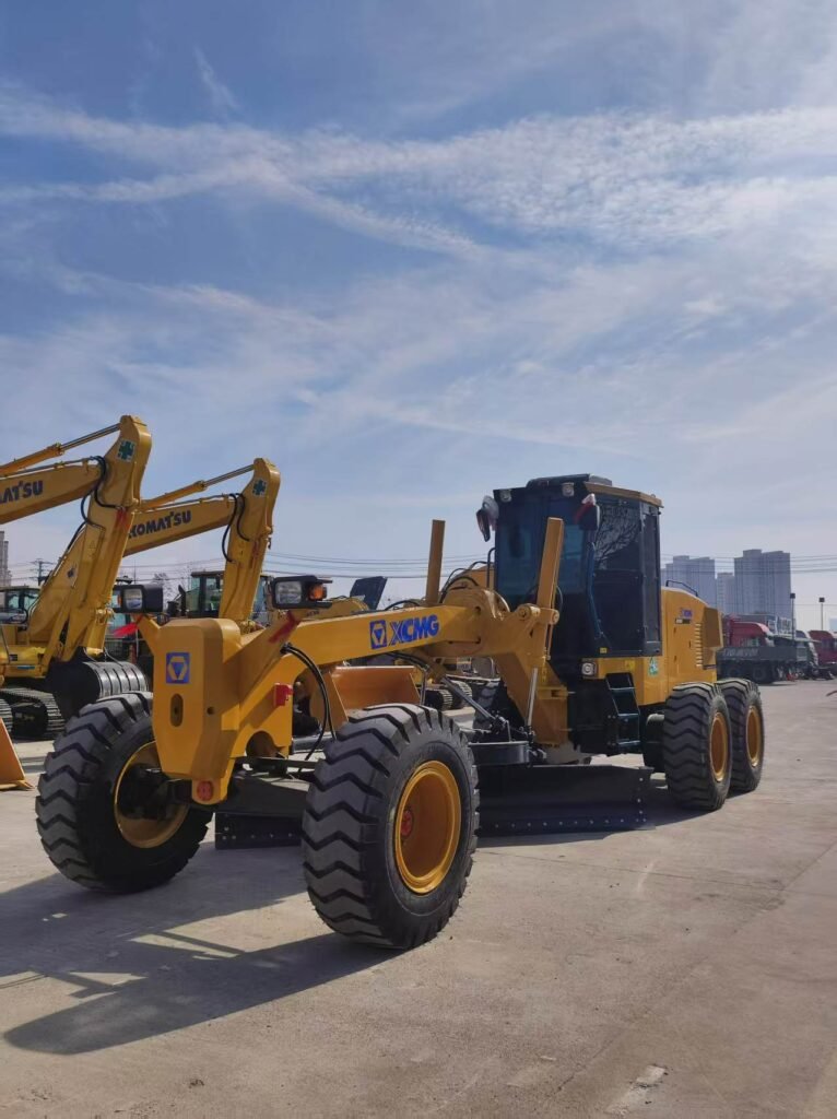 Used XCMG GR1803 Grader